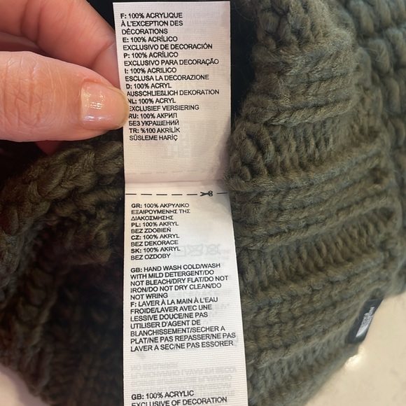 NWT 🔥THE NORTH FACE🔥 UNISEX COZY CHUNKY  BEANIE - Picture 9 of 9
